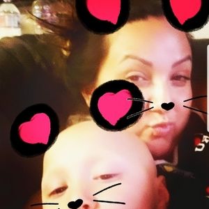 Meet your Posher, Lynah